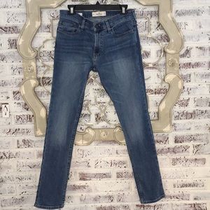Men’s size 30/32 Hollister Epic Flex Skinny Jeans